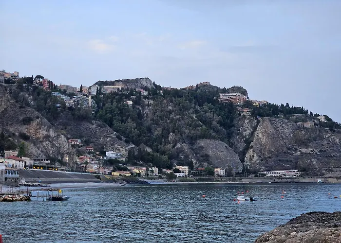 Taorbay Giardini Naxos